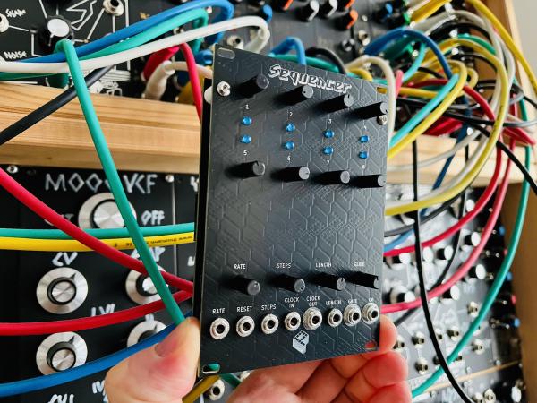 Chainable Arduino Sequencer